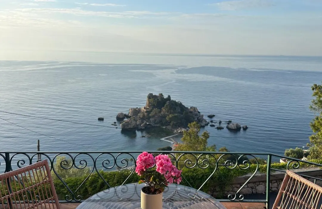 La Bergerie Isolabella Sea View B & B-1